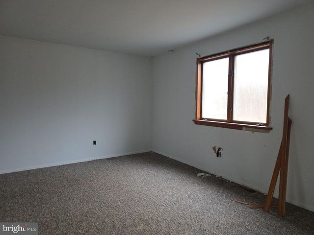 1930 MCCALL AVE, Mays Landing, NJ 08330