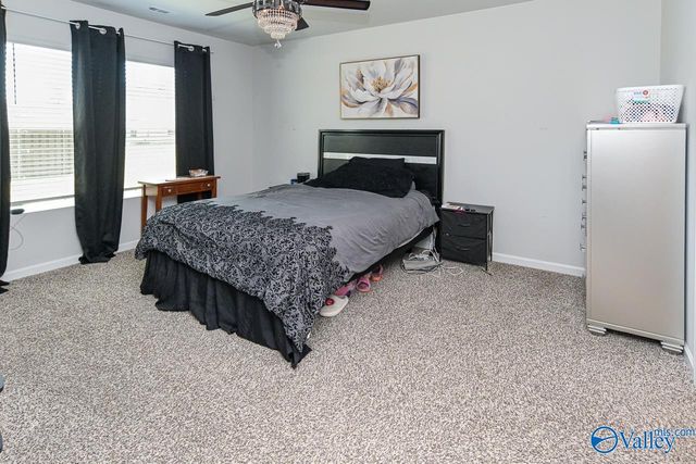 215 Chubbs Lane, Owens Cross Roads, AL 35763