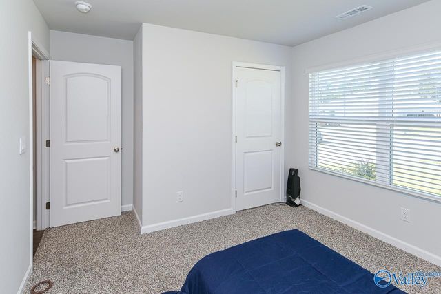 215 Chubbs Lane, Owens Cross Roads, AL 35763