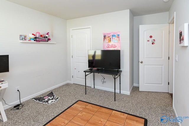 215 Chubbs Lane, Owens Cross Roads, AL 35763