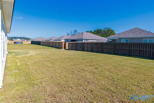 215 Chubbs Lane, Owens Cross Roads, AL 35763