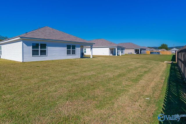 215 Chubbs Lane, Owens Cross Roads, AL 35763