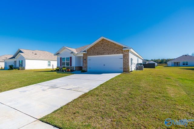 215 Chubbs Lane, Owens Cross Roads, AL 35763