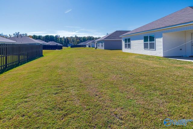 215 Chubbs Lane, Owens Cross Roads, AL 35763