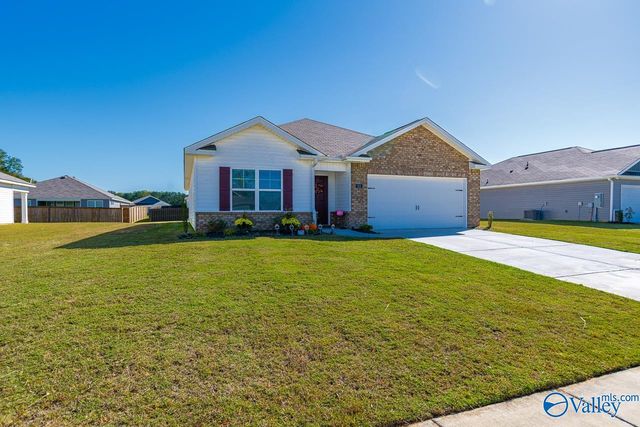 215 Chubbs Lane, Owens Cross Roads, AL 35763