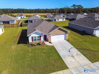 215 Chubbs Lane, Owens Cross Roads, AL 35763