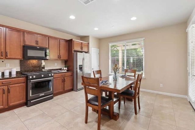 9932 Westminster Way, Elk Grove, CA 95757