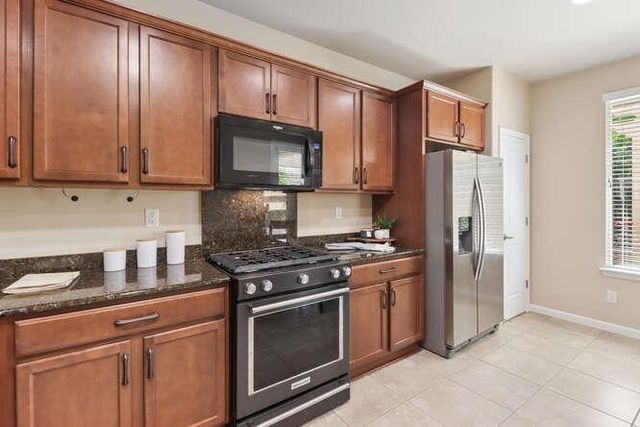 9932 Westminster Way, Elk Grove, CA 95757