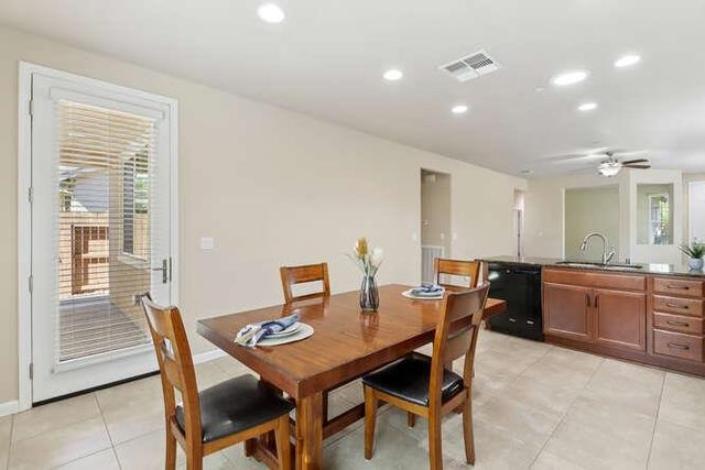 9932 Westminster Way, Elk Grove, CA 95757