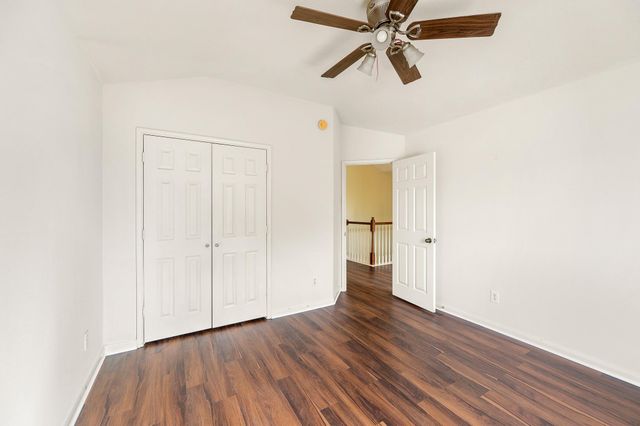 10003 Lynette Falls Drive, Houston, TX 77095