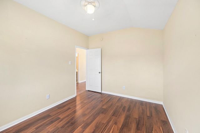 10003 Lynette Falls Drive, Houston, TX 77095