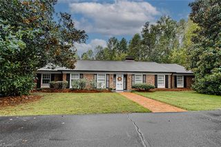 2087 Old Lexington Road, Asheboro, NC 27205