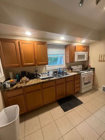 5364 N Latrobe Avenue, Chicago, IL 60630