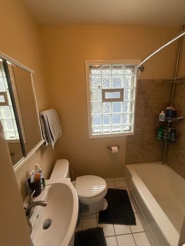 5364 N Latrobe Avenue, Chicago, IL 60630