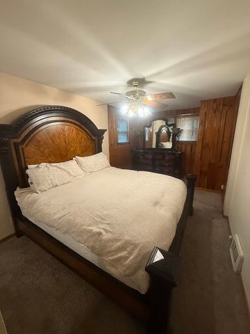 5364 N Latrobe Avenue, Chicago, IL 60630