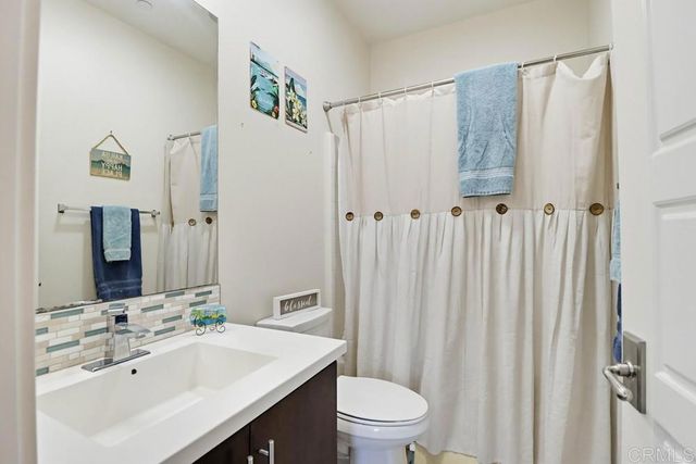 2182 Cosmo Way, San Marcos, CA 92078