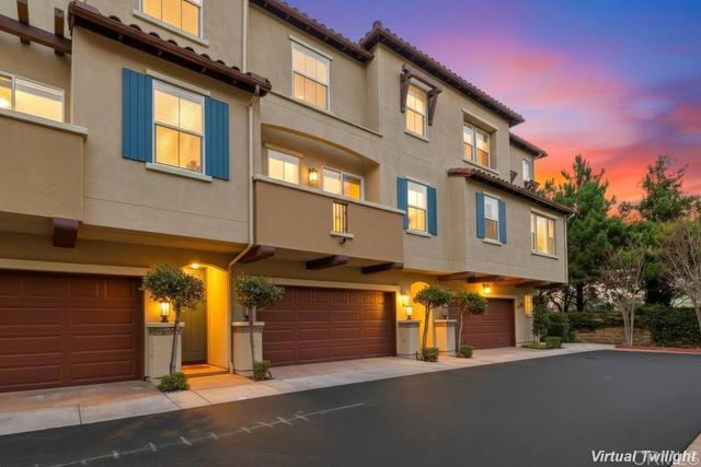 2182 Cosmo Way, San Marcos, CA 92078