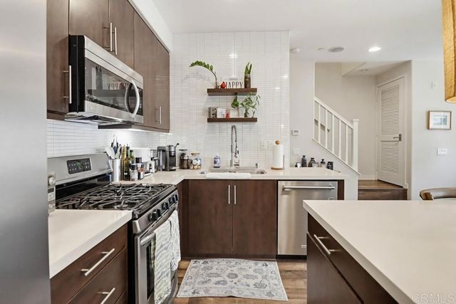 2182 Cosmo Way, San Marcos, CA 92078