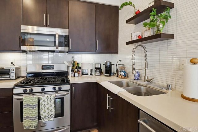 2182 Cosmo Way, San Marcos, CA 92078