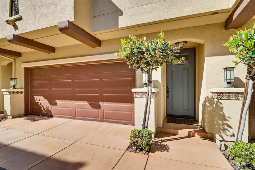 2182 Cosmo Way, San Marcos, CA 92078