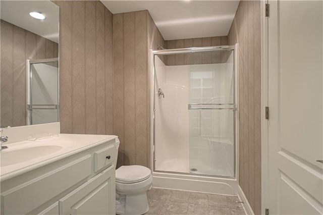 5402 W 141st Terrace, Leawood, KS 66224