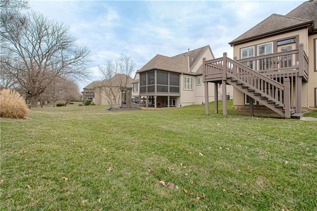 5402 W 141st Terrace, Leawood, KS 66224