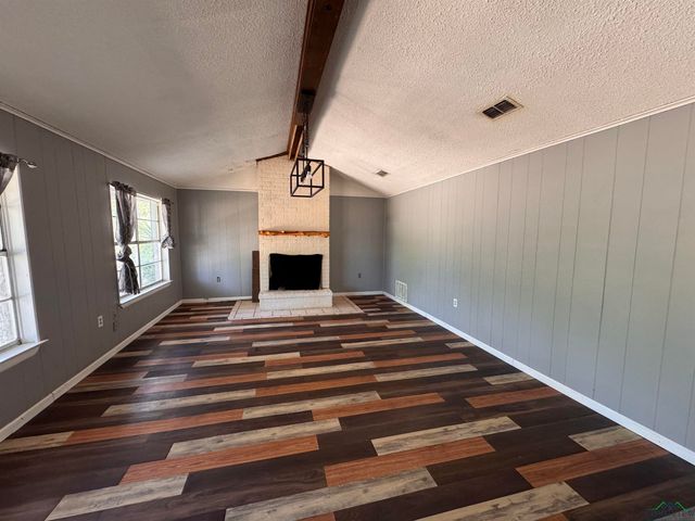 1467 Willow Oak, Gladewater, TX 75647