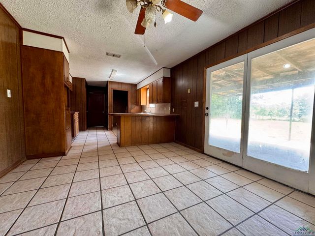 1467 Willow Oak, Gladewater, TX 75647