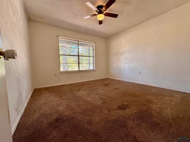 1467 Willow Oak, Gladewater, TX 75647