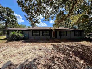 1467 Willow Oak, Gladewater, TX 75647