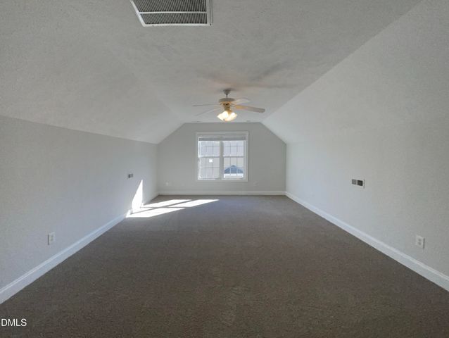 1124 Masterpiece Drive, Hope Mills, NC 28348