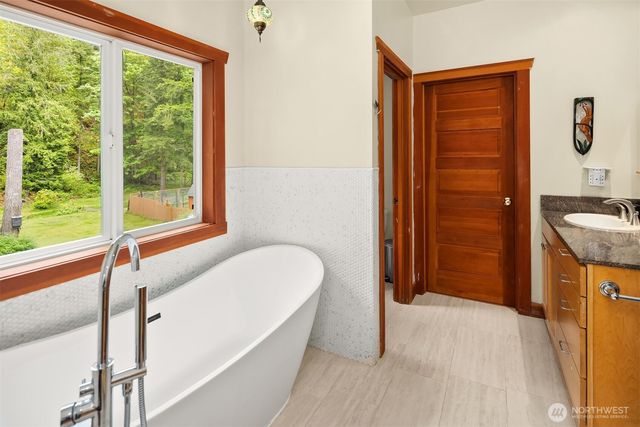12619 444th Avenue SE, North Bend, WA 98045