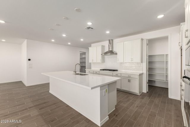 2370 E Dolcetto Drive, San Tan Valley, AZ 85143