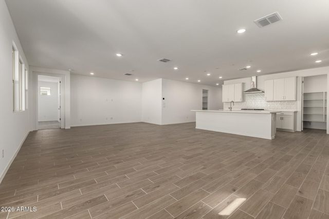 2370 E Dolcetto Drive, San Tan Valley, AZ 85143