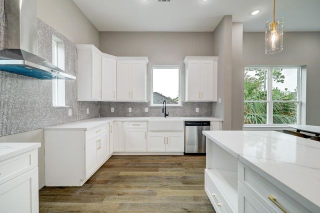 1411 W 23rd Street, Houston, TX 77008