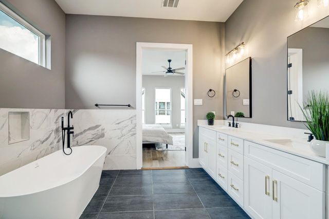 1411 W 23rd Street, Houston, TX 77008