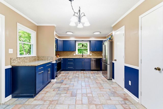 3962 Kimesville Road, Burlington, NC 27215