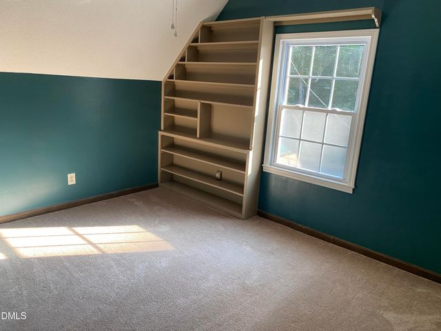 3962 Kimesville Road, Burlington, NC 27215