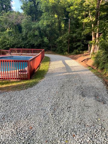 3962 Kimesville Road, Burlington, NC 27215
