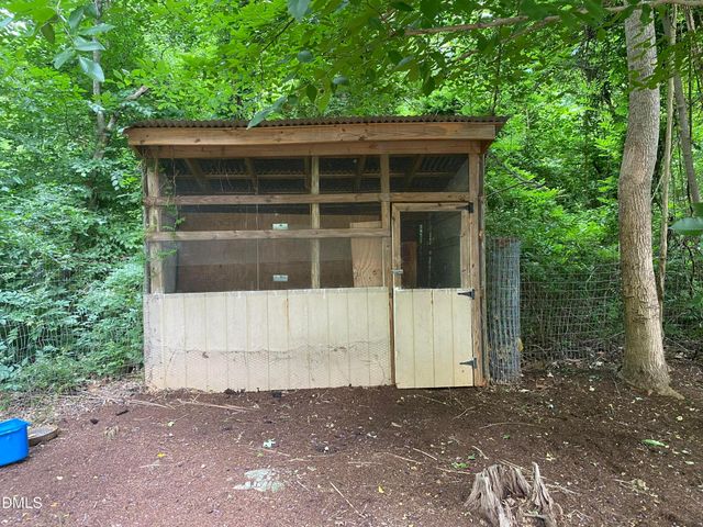 3962 Kimesville Road, Burlington, NC 27215