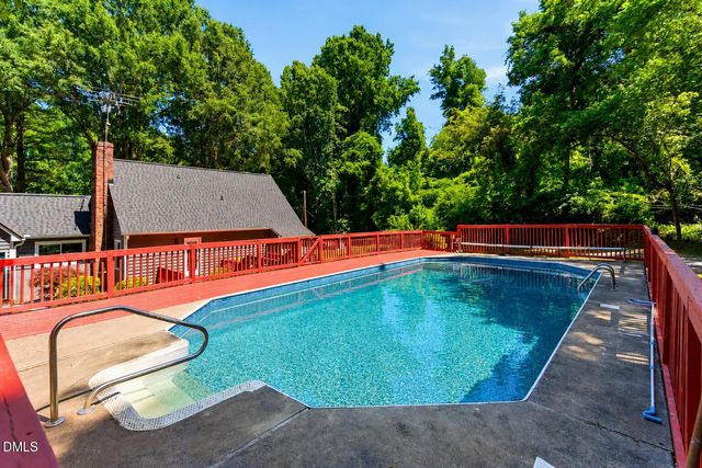 3962 Kimesville Road, Burlington, NC 27215