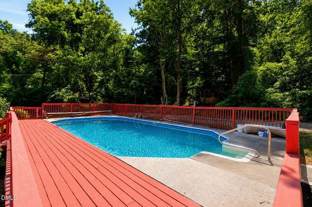 3962 Kimesville Road, Burlington, NC 27215