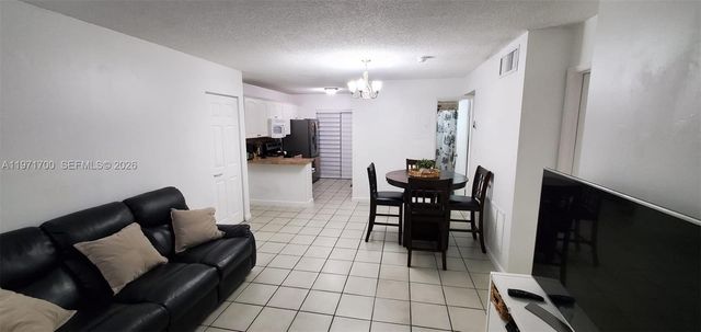 2740 W 63rd St 107, Hialeah, FL 33016