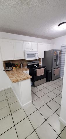 2740 W 63rd St 107, Hialeah, FL 33016