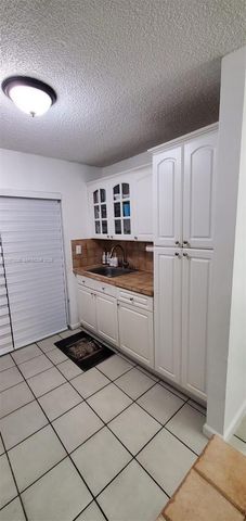 2740 W 63rd St 107, Hialeah, FL 33016