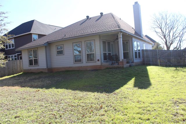 10717 Fallbrook Road, Waco, TX 76708