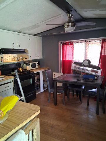 145 Aaron Avenue, Livingston, TX 77351