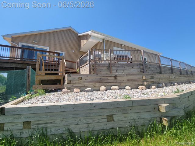 4266 McCandlish Road, Grand Blanc Charter Township, MI 48439