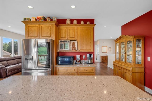 4266 McCandlish Road, Grand Blanc Charter Township, MI 48439