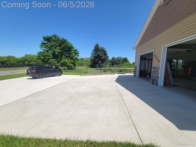 4266 McCandlish Road, Grand Blanc Charter Township, MI 48439